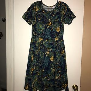 Lularoe L Amelia
